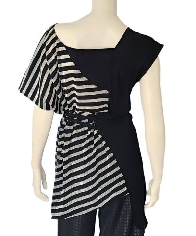 Out of stock/Two side stripes blouse