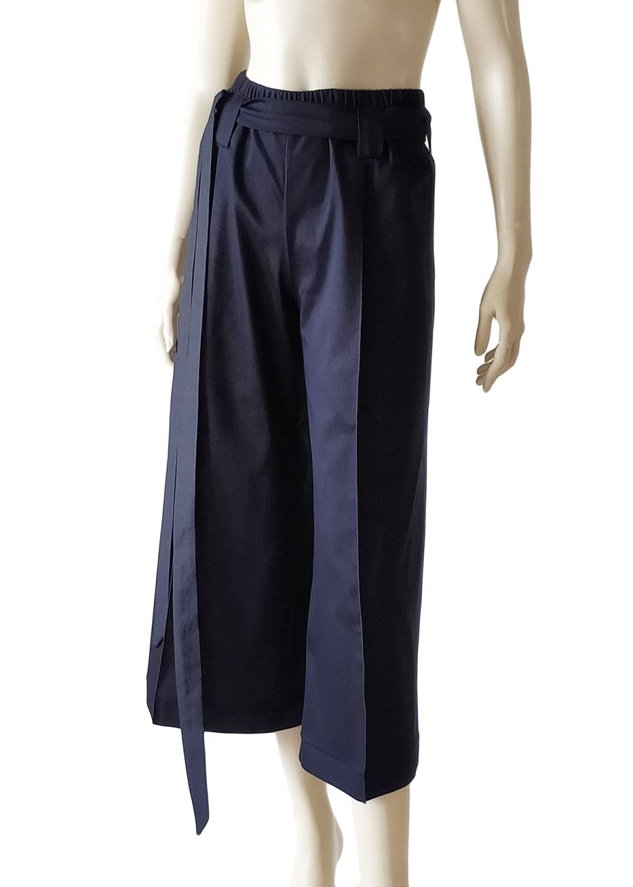 Out of Stock/Blue Jeans Wide Trousers — front view