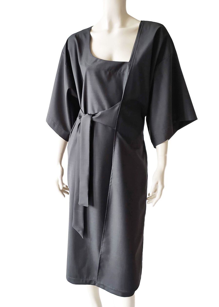 OUT OF STOCK/Long Kimono Dress — front view