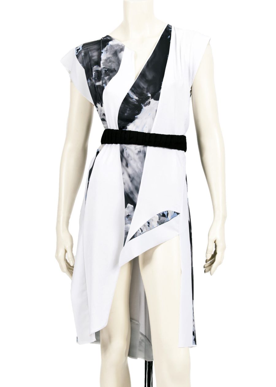 OUT OF STOCK/White Summer Coat With Printed Details — front view